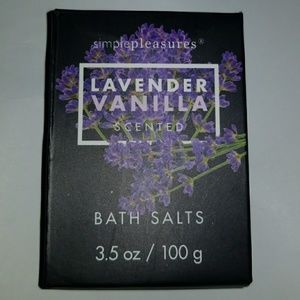 Lavender & Vanilla scented bath salts